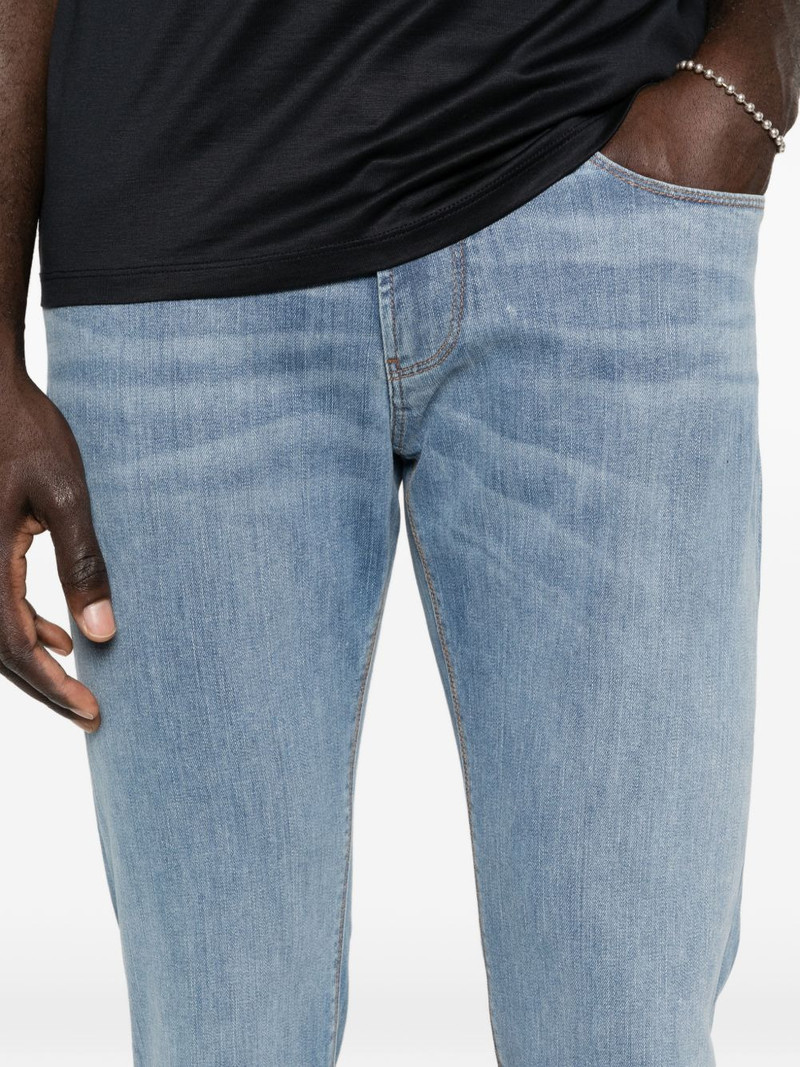 belt-loops jeans 5