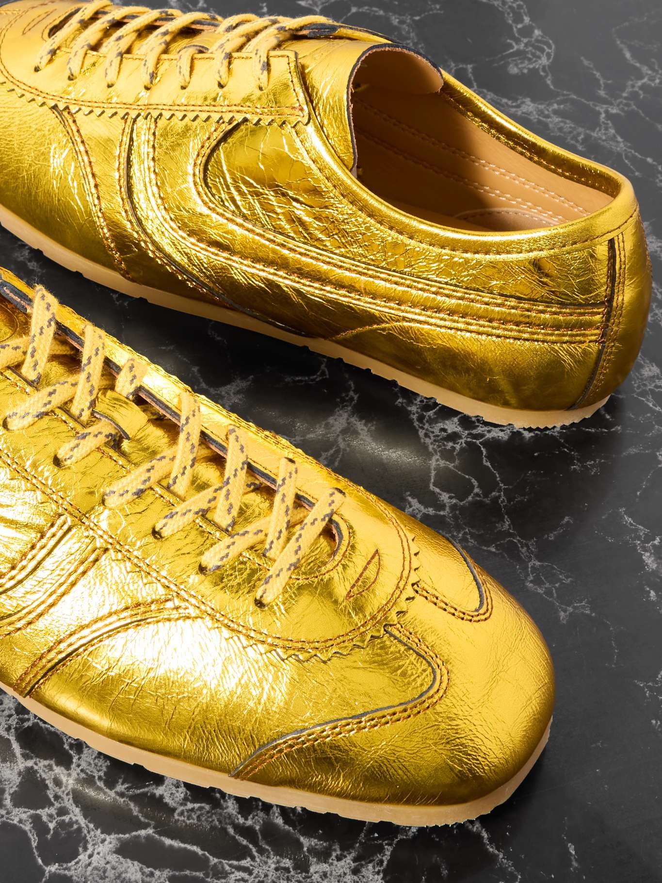 Paneled metallic crinkled-leather sneakers Gold - 4