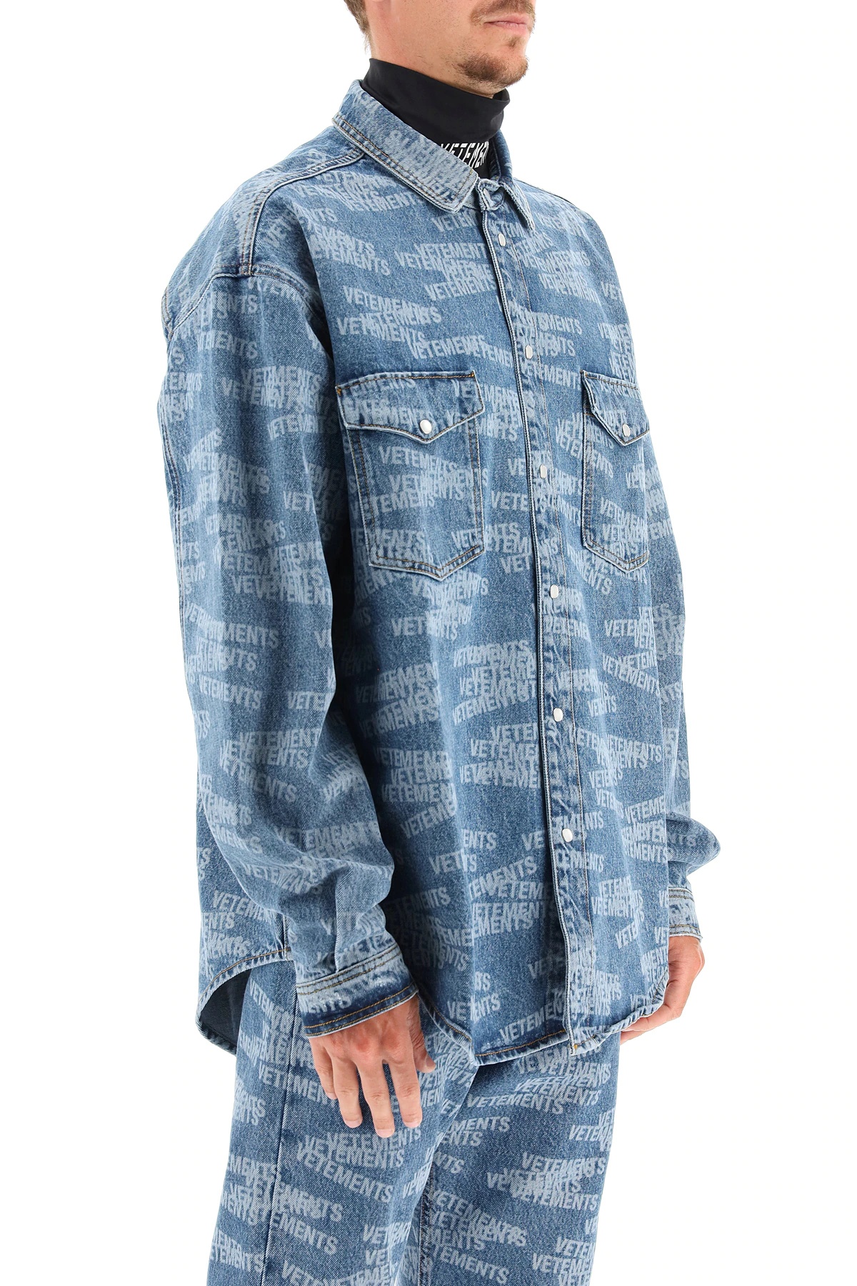 OVERSIZED DENIM SHIRT WITH LOGO - 3