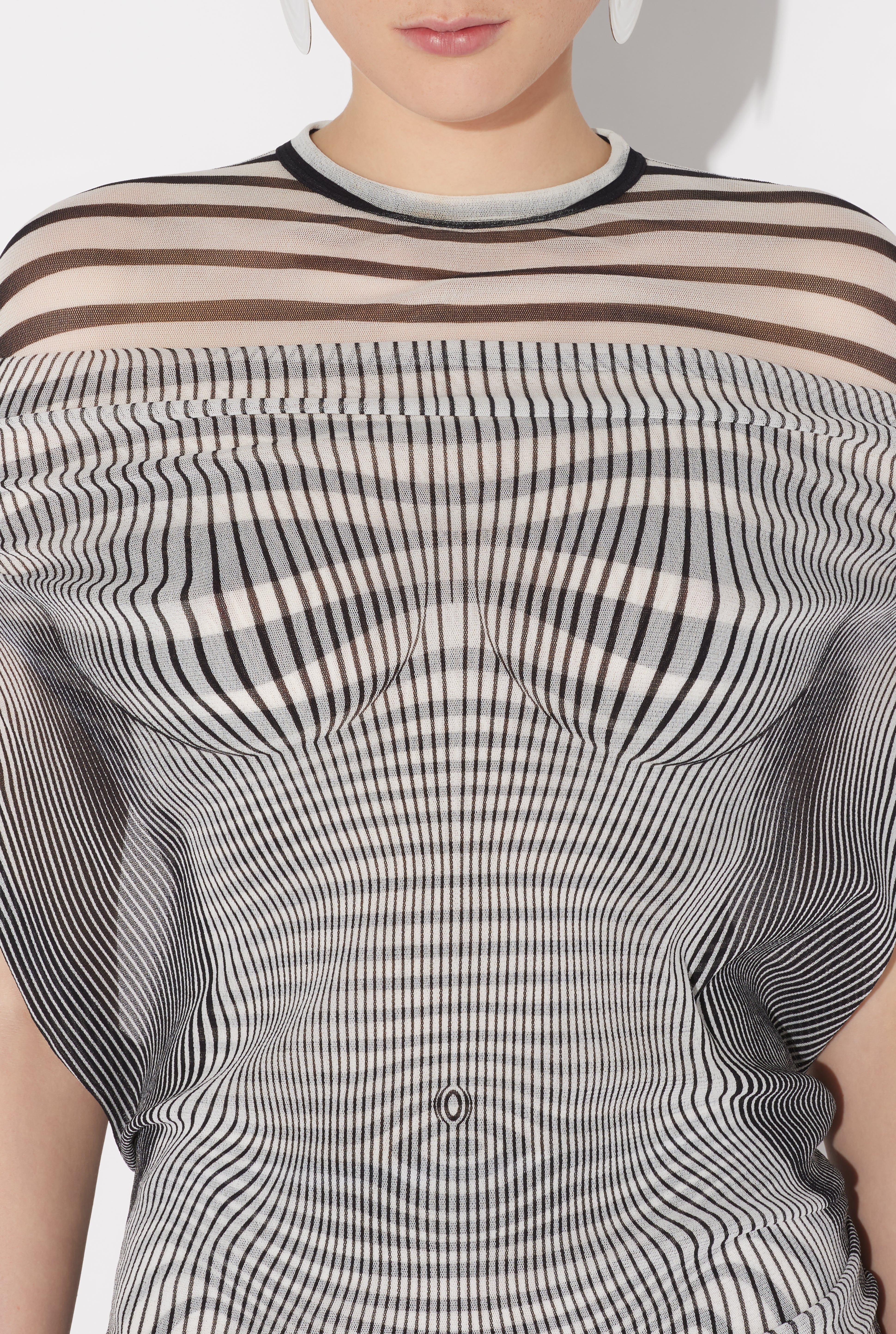 THE SHORT DRAPED BODY MORPHING DRESS - 3