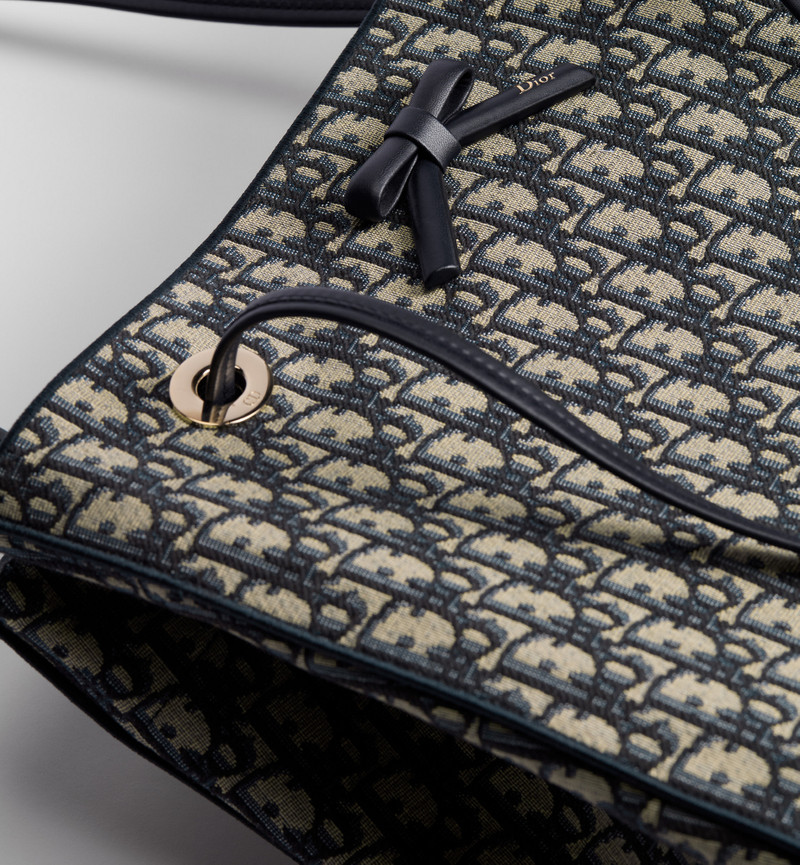 Medium Shopping Bag 4