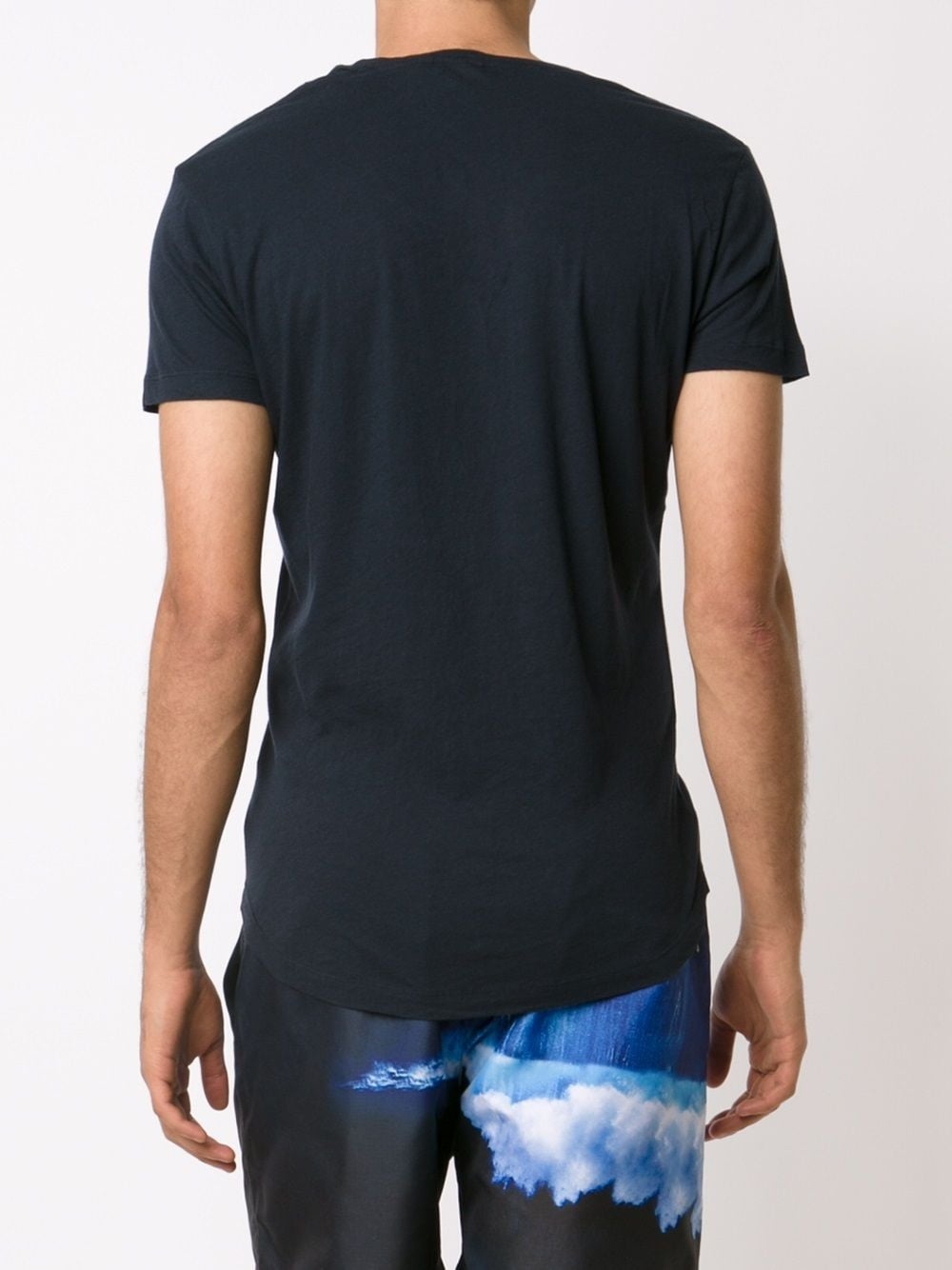 V-neck T-shirt - 4