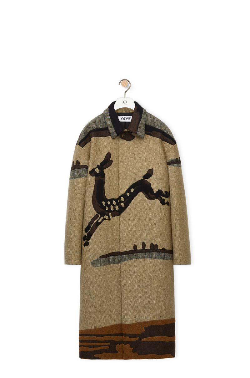Deer intarsia coat in wool 1