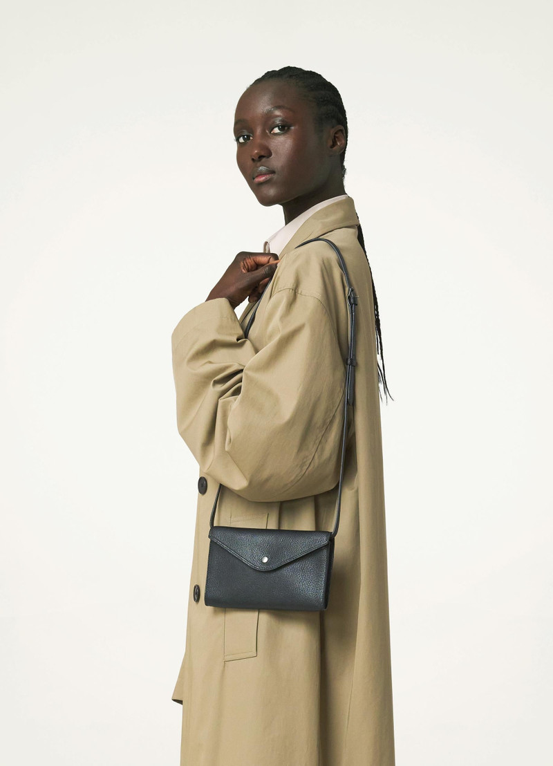 ENVELOPPE CONTINENTAL WALLET WITH STRAP
GOAT LEATHER 5