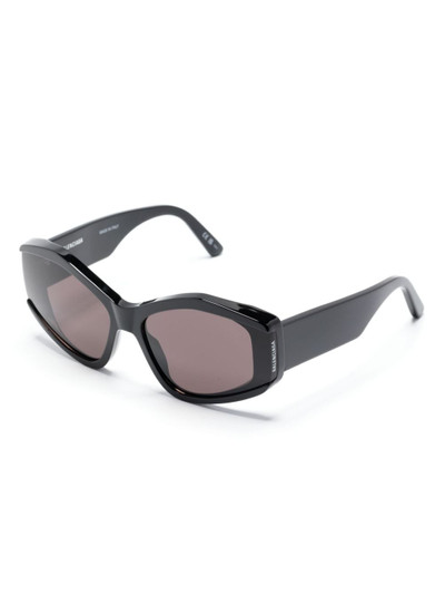 BALENCIAGA logo-print cat eye-frame sunglasses outlook