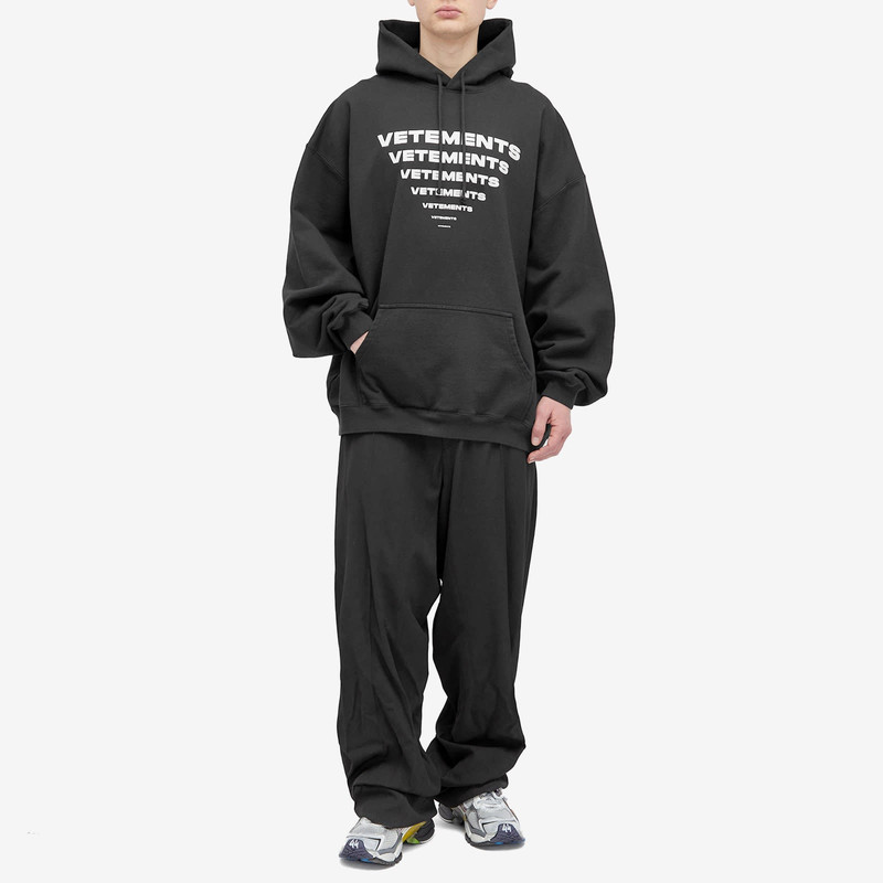 VETEMENTS Pyramid Logo Hoodie 4