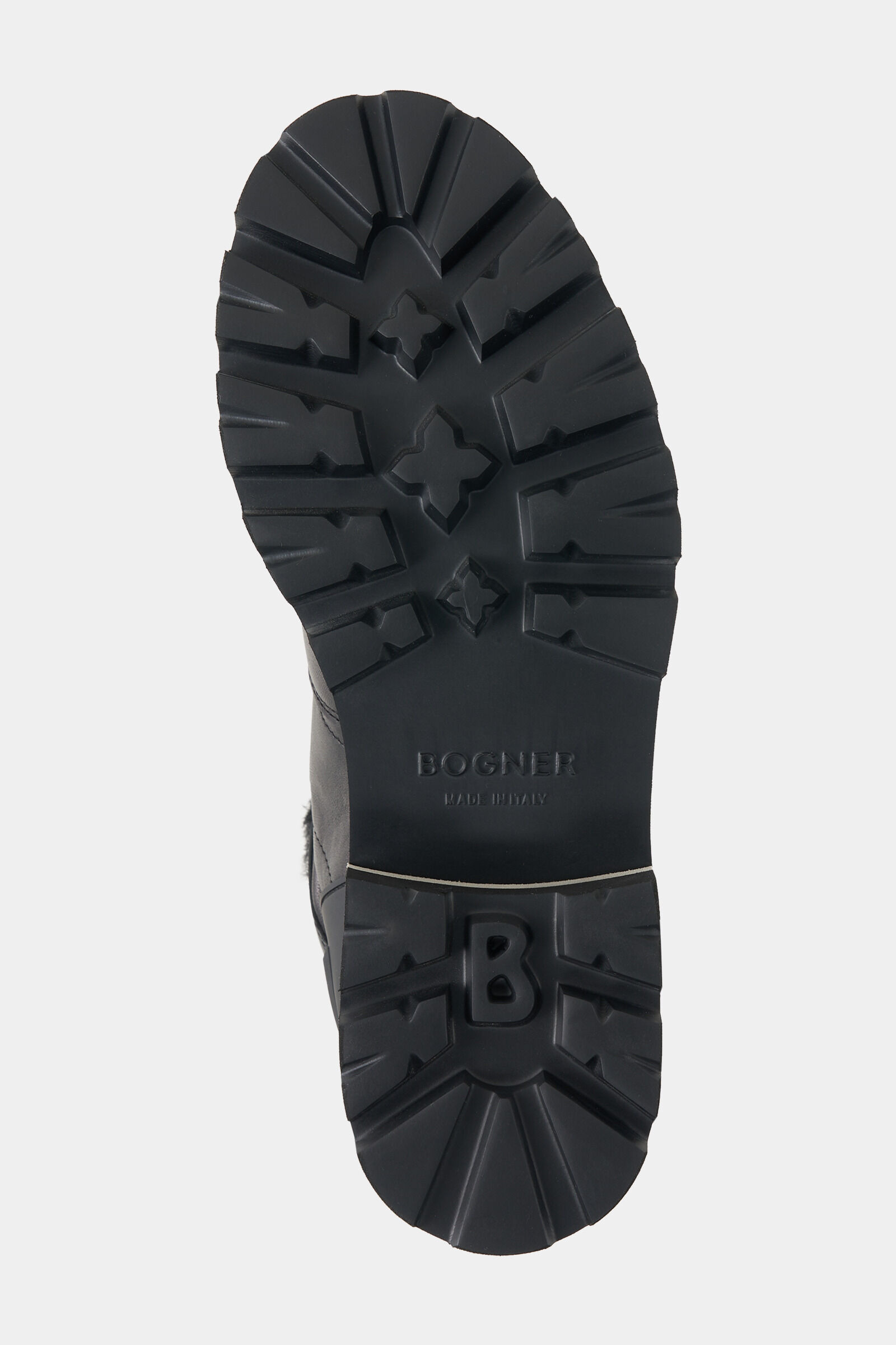 Low boots Courchevel in Black - 8
