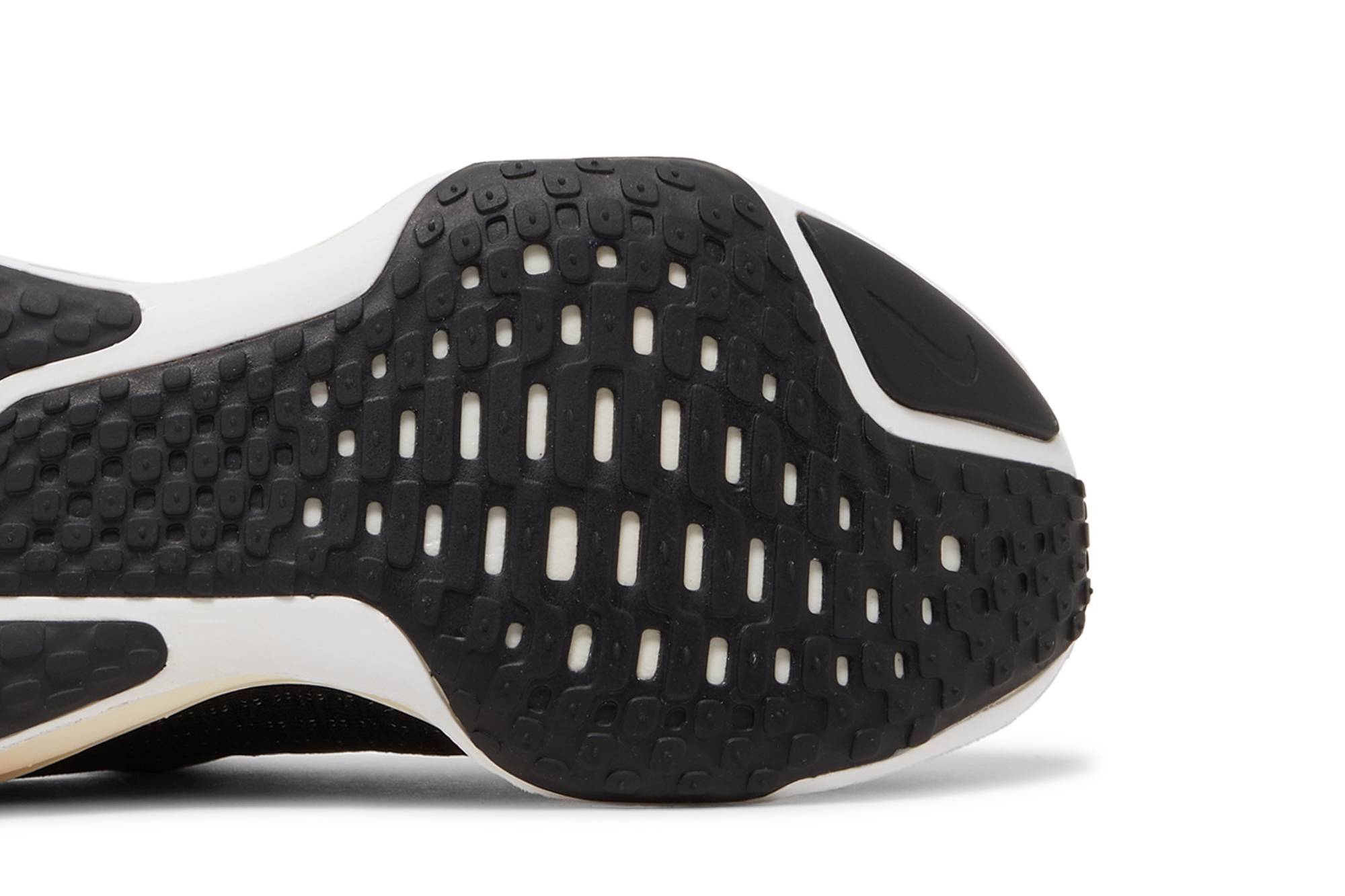 ZoomX Invincible Run Flyknit 3 'Black White' - 5