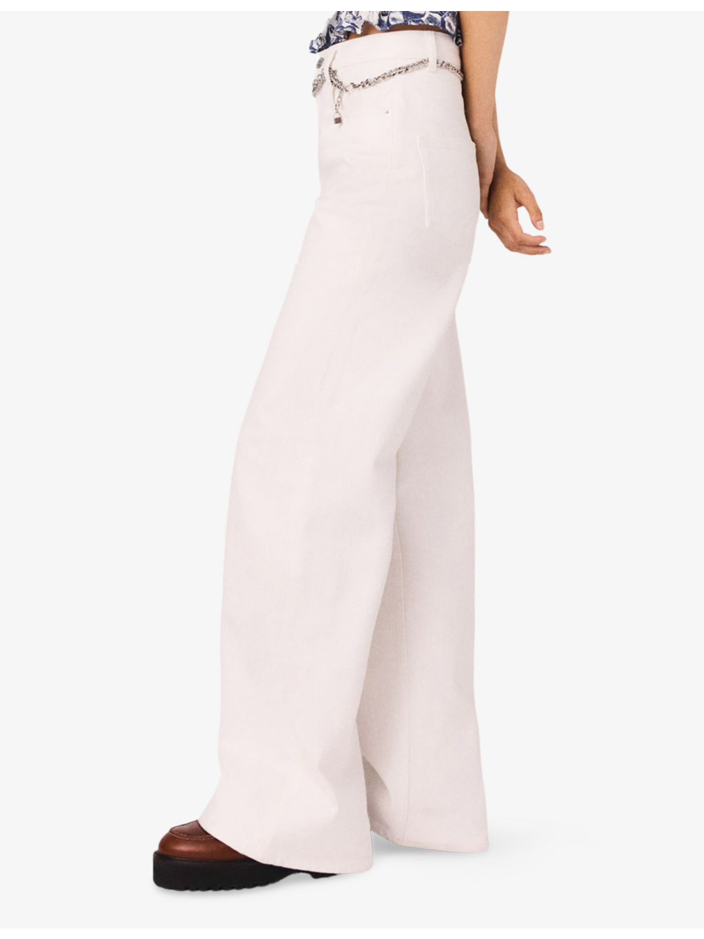 Chain-Belt Wide-Leg High-Rise Stretch-Denim Jeans - 3