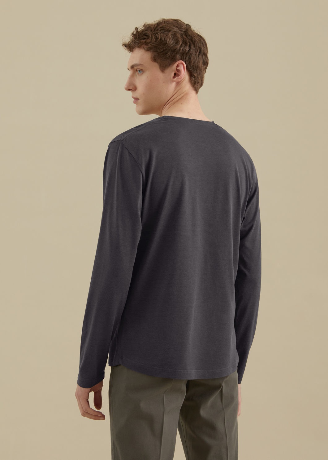 T-Shirt - 3