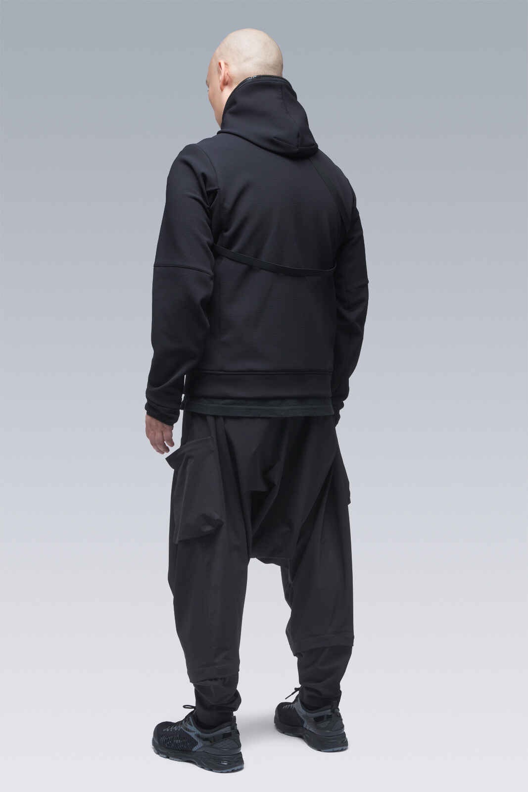 J48-SS Black - 5
