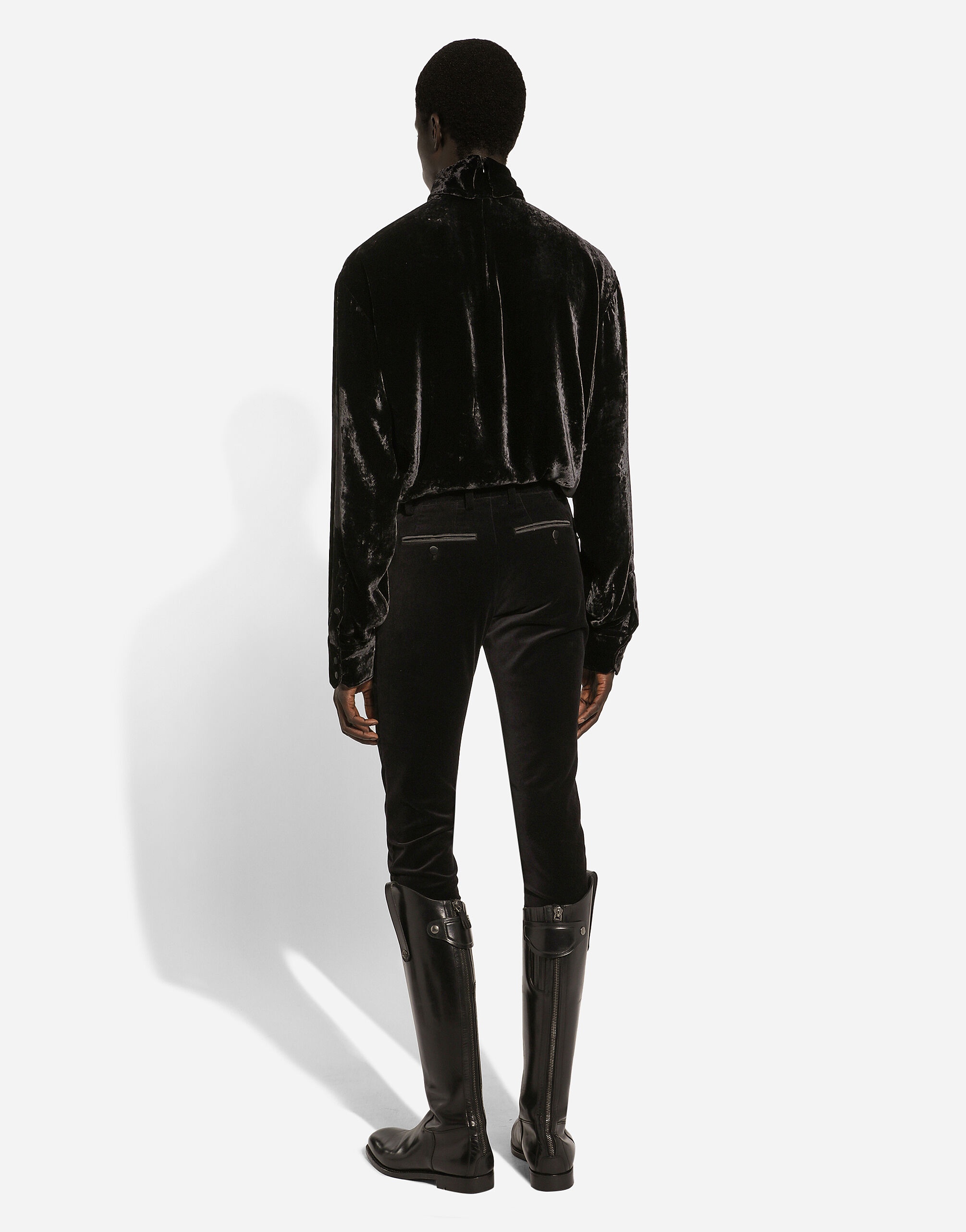 Loose velvet turtleneck with shirt cuffs - 3