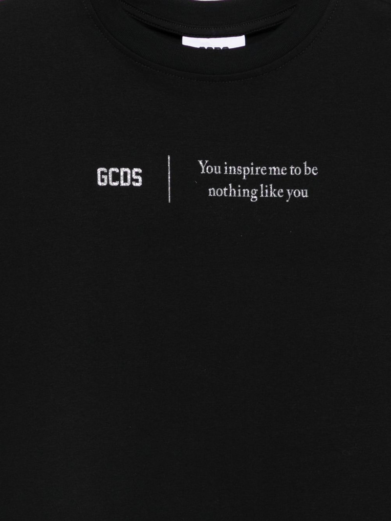 graphic T-shirt 3