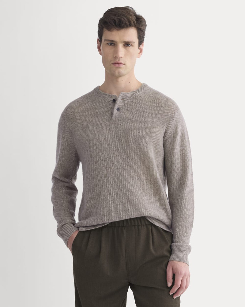 EVERLANE HENLEY IN WOOL CASHMERE outlook