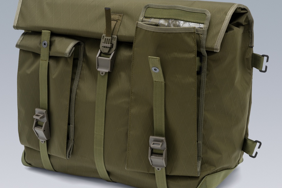 ACRONYM 3A-5 Messenger Einsatztasche Olive | REVERSIBLE