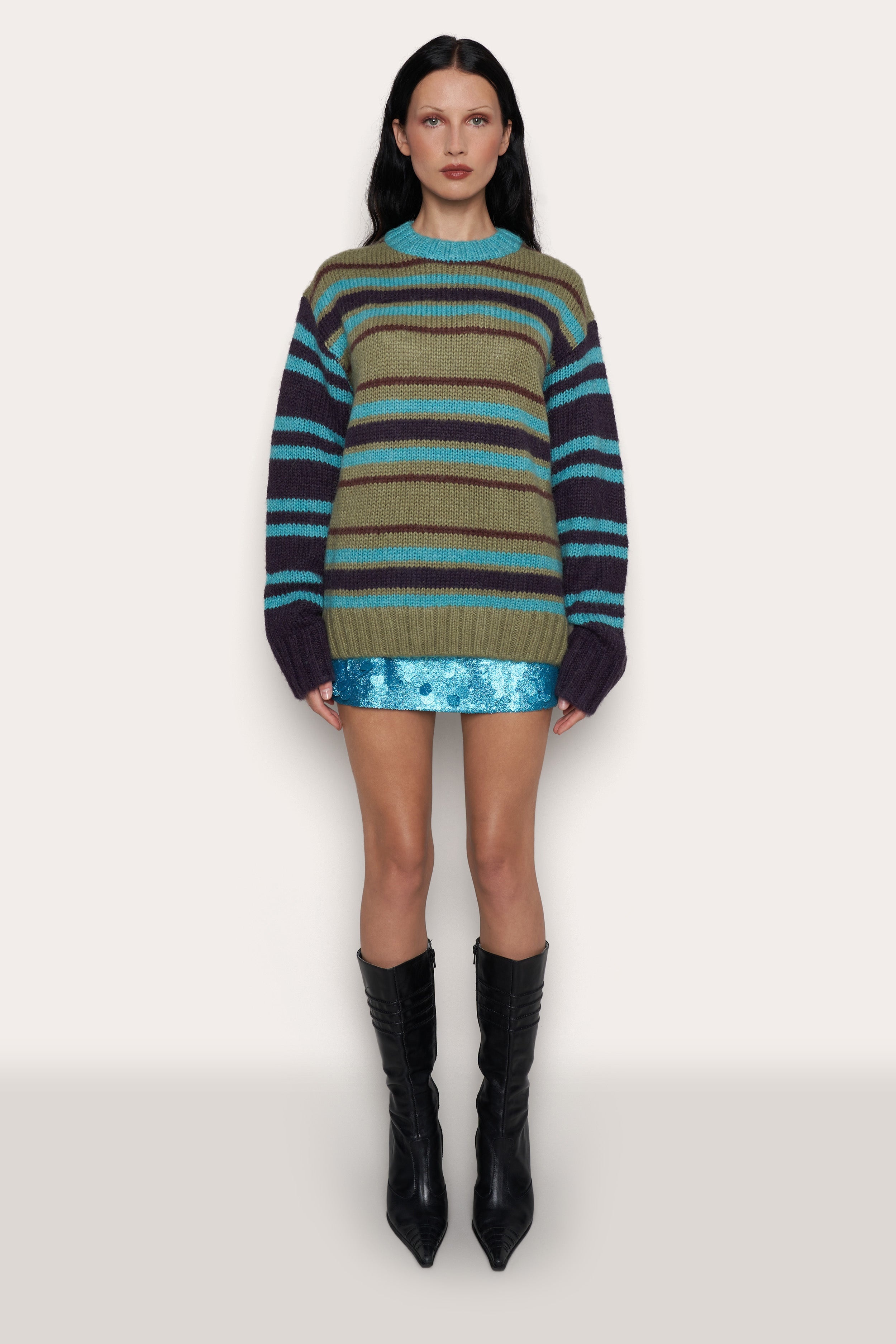OVERSIZED CREWNECK - 7