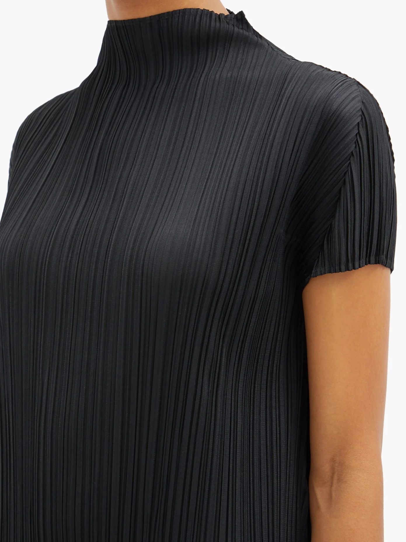 Pleated high-neck midi dress - 3