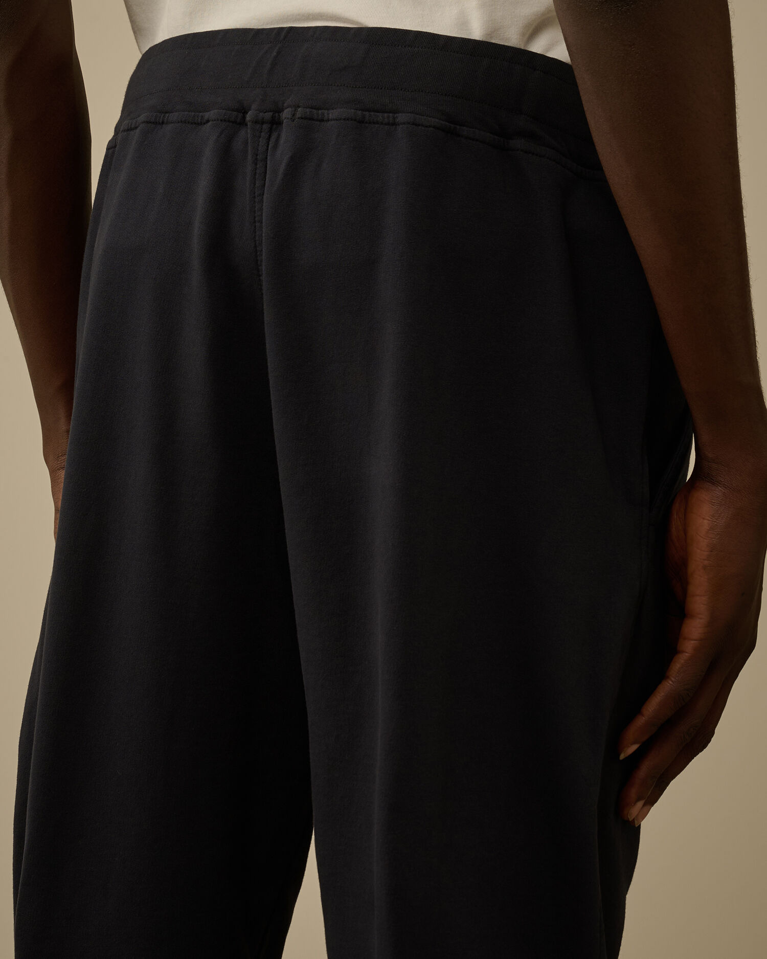 Light Fleece Lens Sweatpants - 6