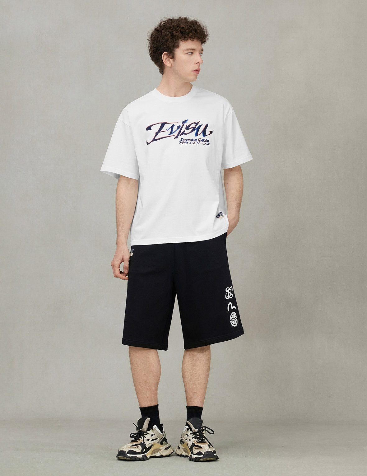 Logo and Kamon Embroidery Loose Fit T-Shirt - 3