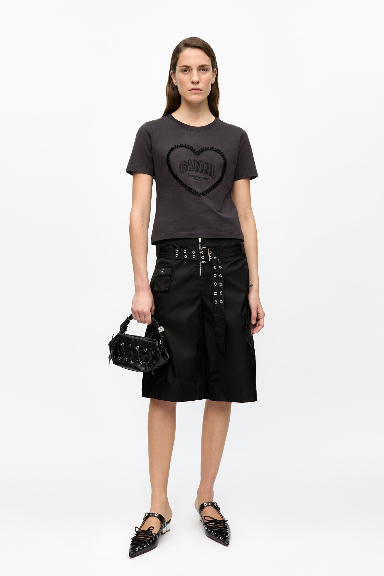 BLACK DUCHESSE NYLON POCKET SHORTS - 2