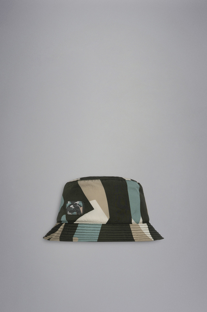 Paul & Shark SHARKDAZZLE BUCKET HAT outlook