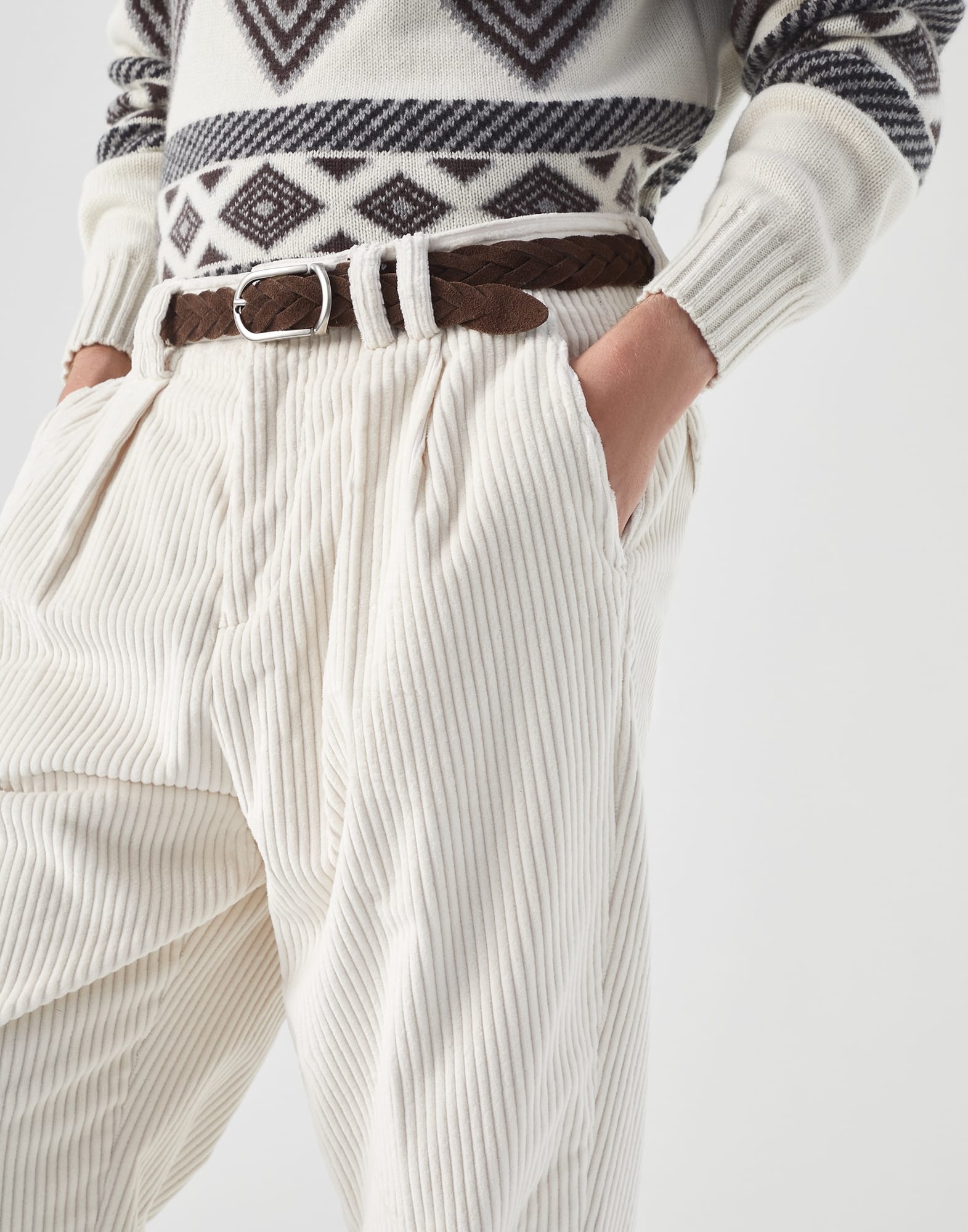 Cotton wide wale corduroy relaxed fit trousers with box pleats - 3