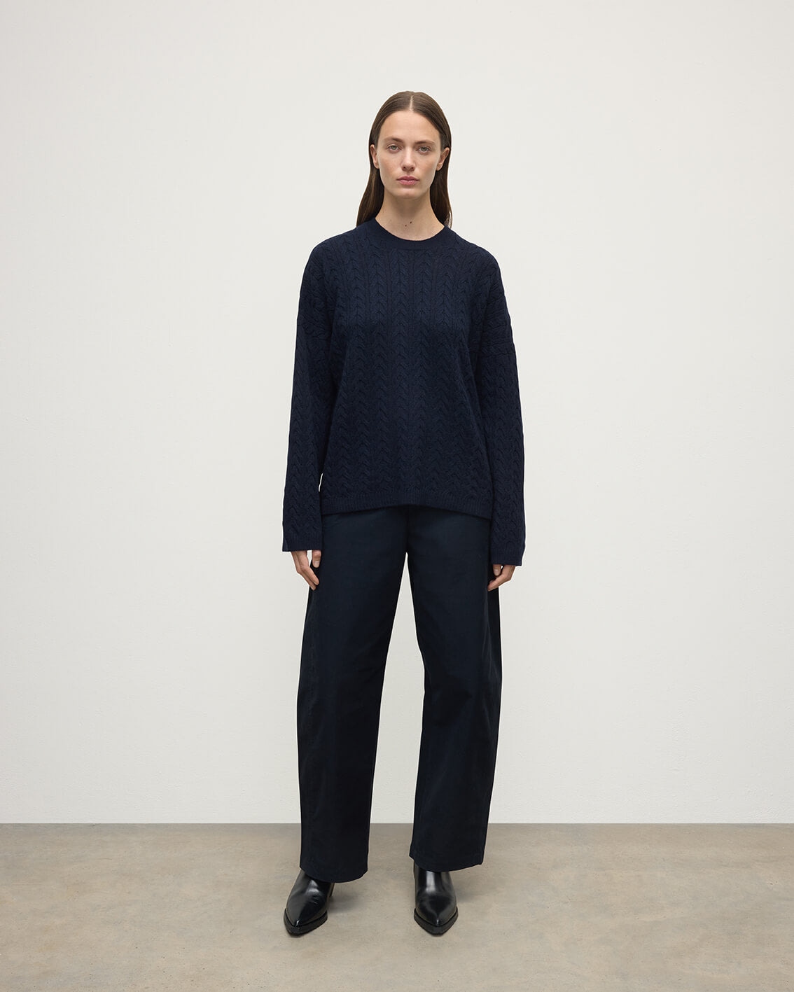 Cable Knit Navy Cashmere Jumper - 2