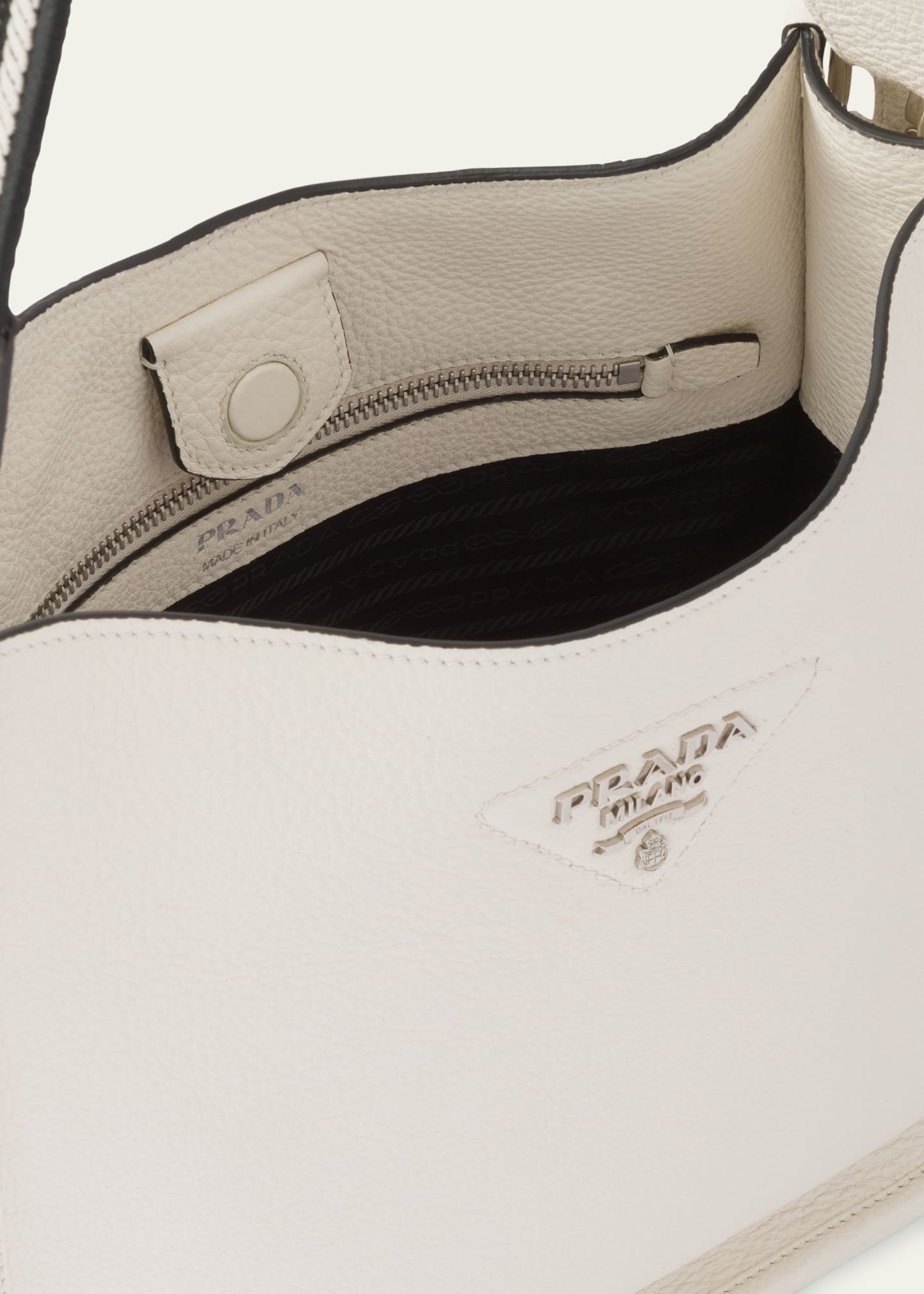 Daino Leather Shoulder Bag - 4