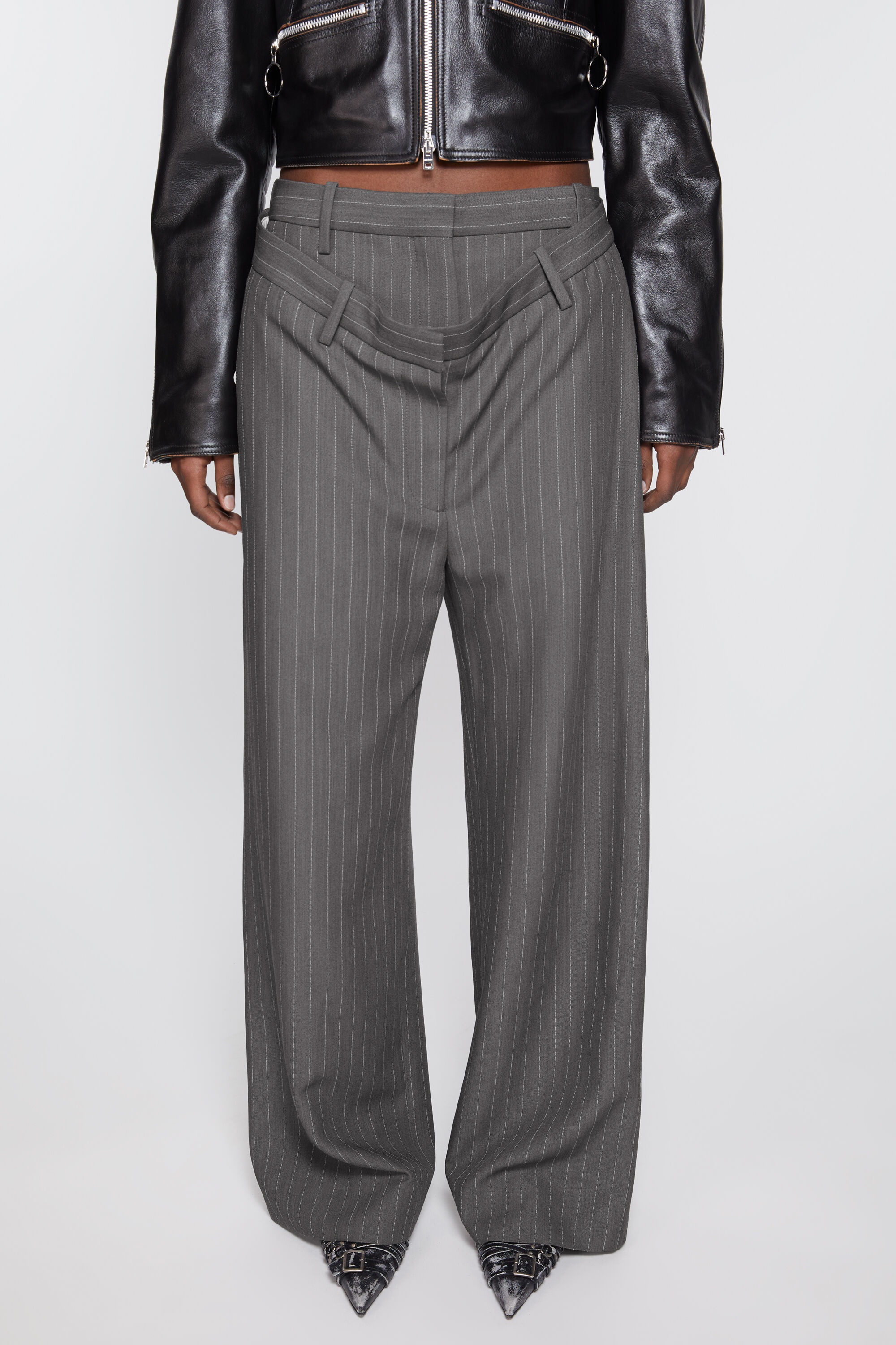 Deconstructed pinstripe trousers - Grey Melange - 5