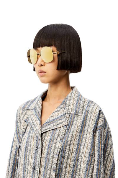 Loewe Oversize sunglasses in metal outlook