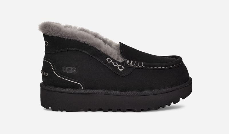 ® Women's Ansley Parc Sheepskin Shoes in Black 1