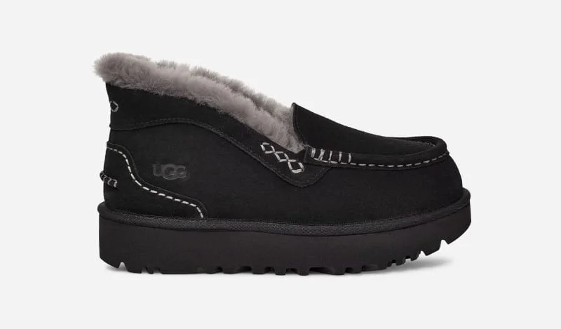 ® Women's Ansley Parc Sheepskin Shoes in Black - 1