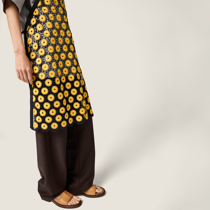 Macramé apron 6