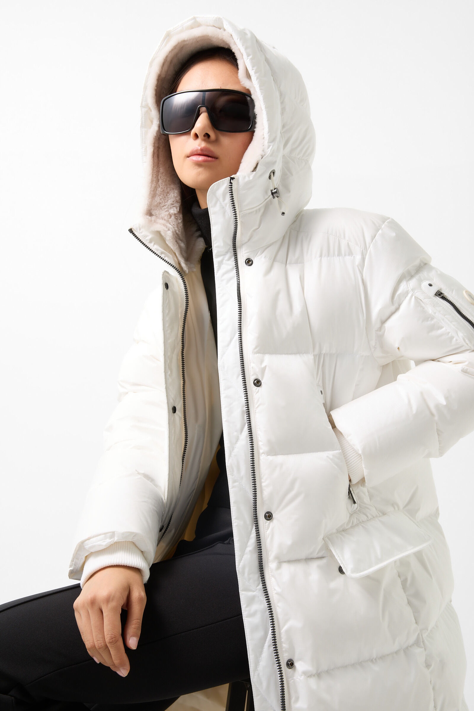 Jonna down coat in Off-white - 5