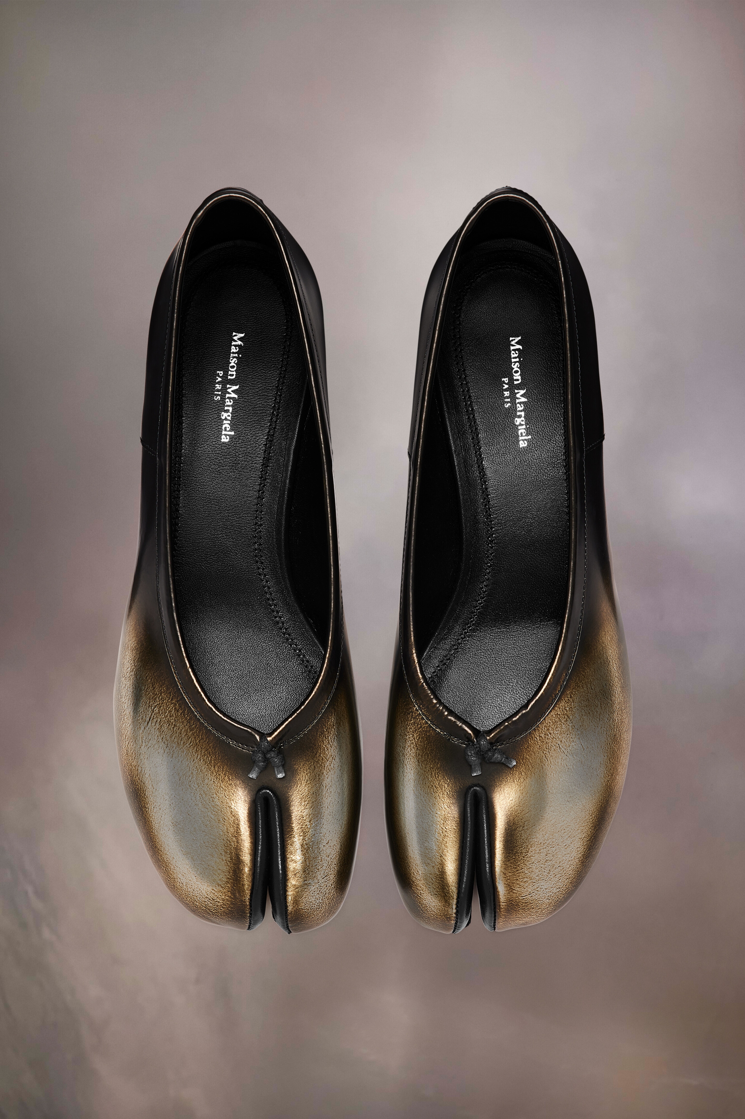 Maison Margiela Tabi Metallic New Ballerinas | REVERSIBLE