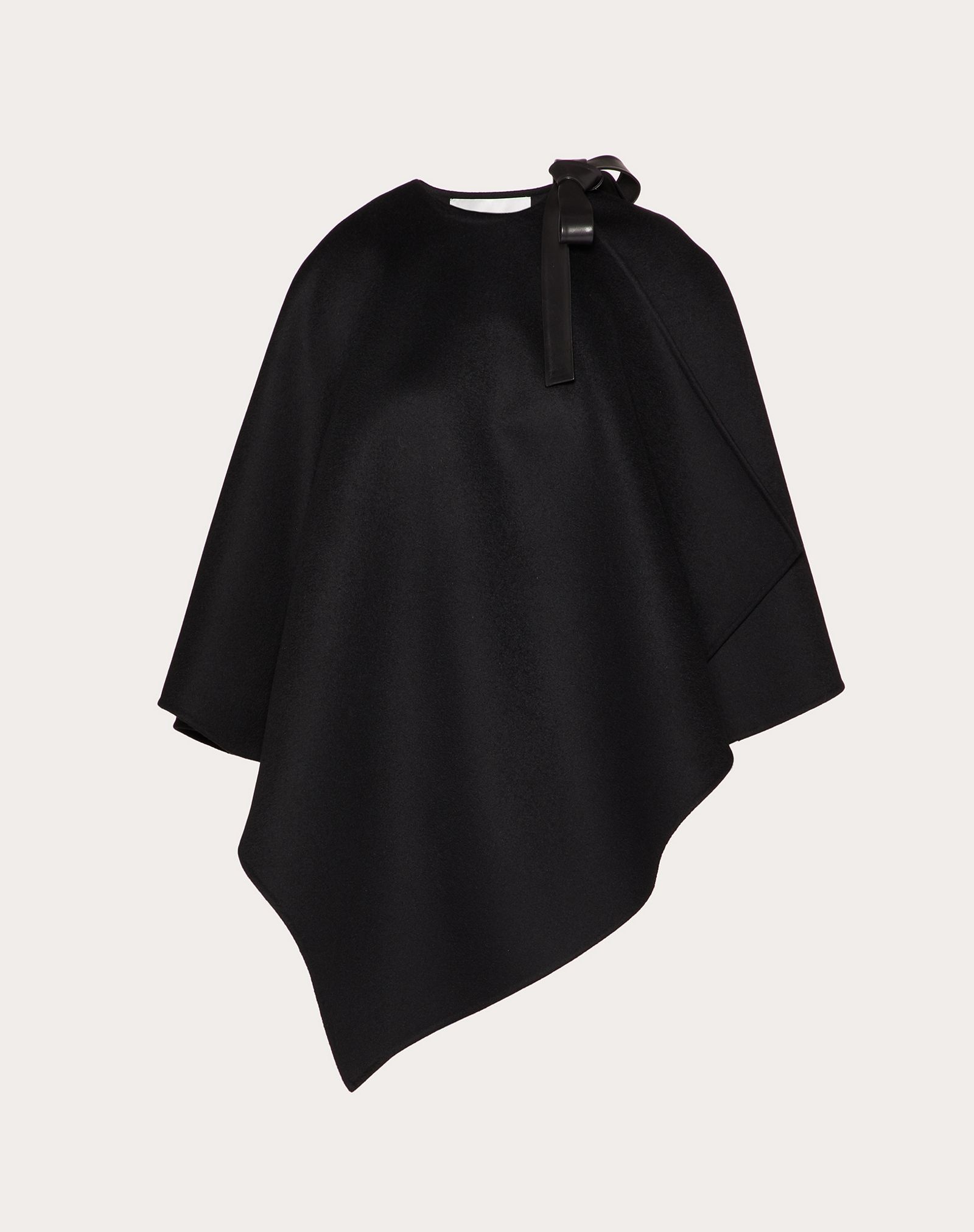 Compact Drap Cape - 1