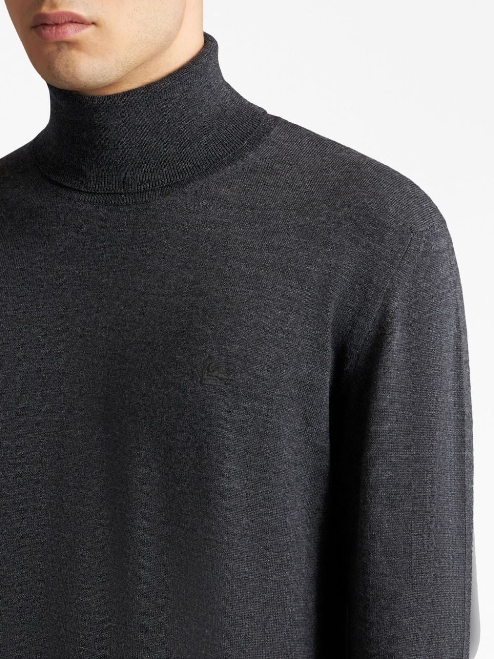Pegaso-embroidered high-neck jumper - 4