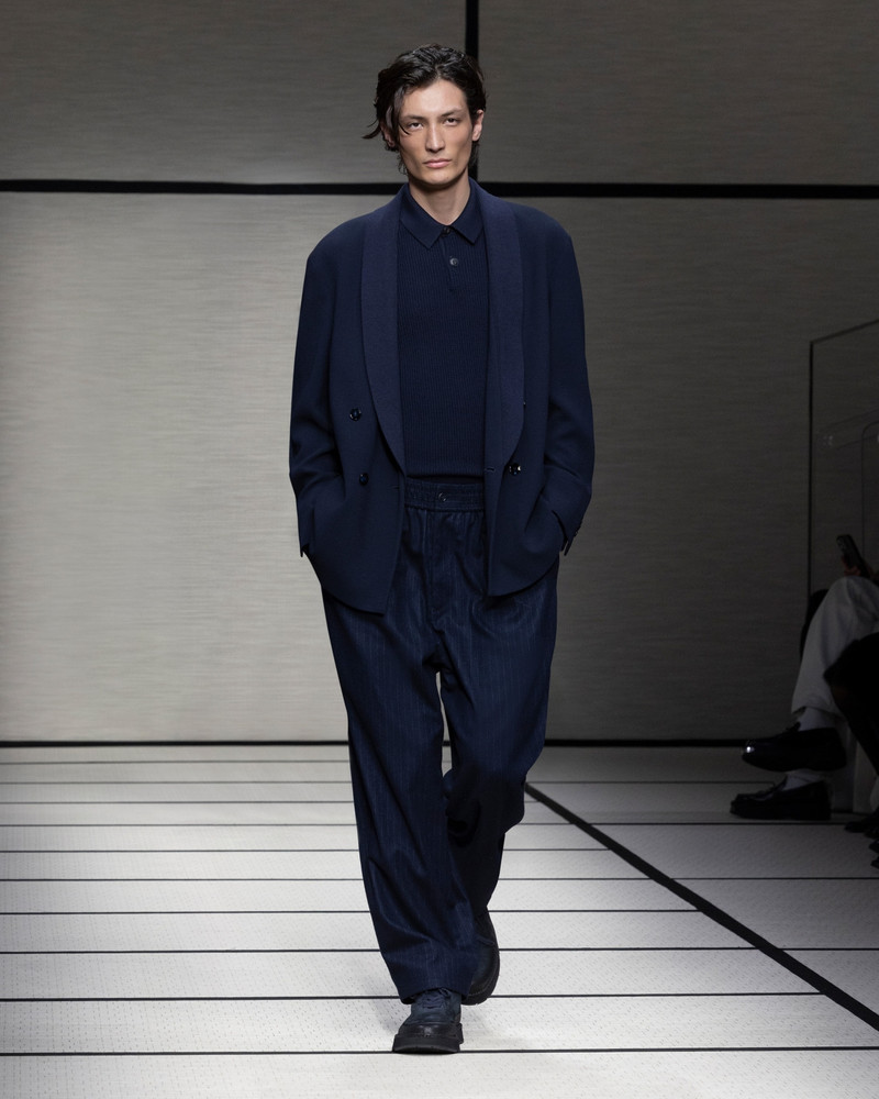 LONG-SLEEVED POLO SHIRT IN VIRGIN WOOL AND CASHMERE 6