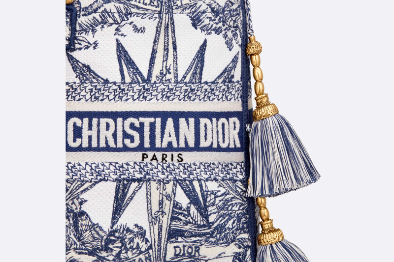 Small D-Bubble Bucket Bag 4