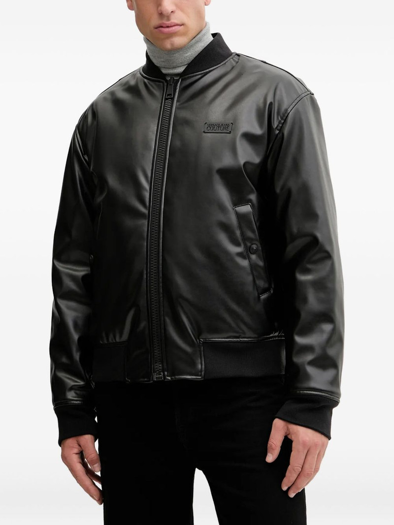 logo-detail jacket 1