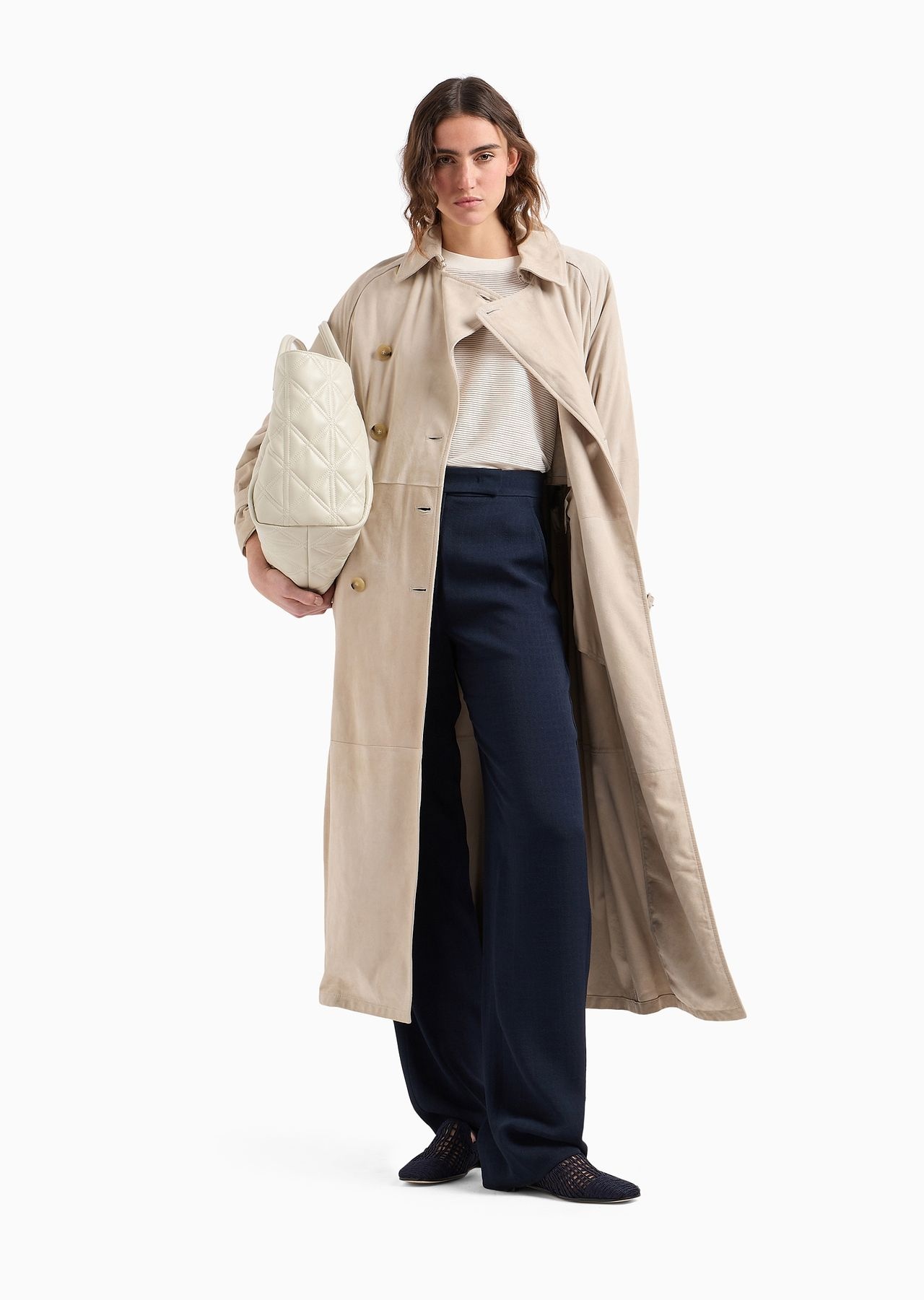 Icon double-breasted, belted trench coat in goatskin suede - 4