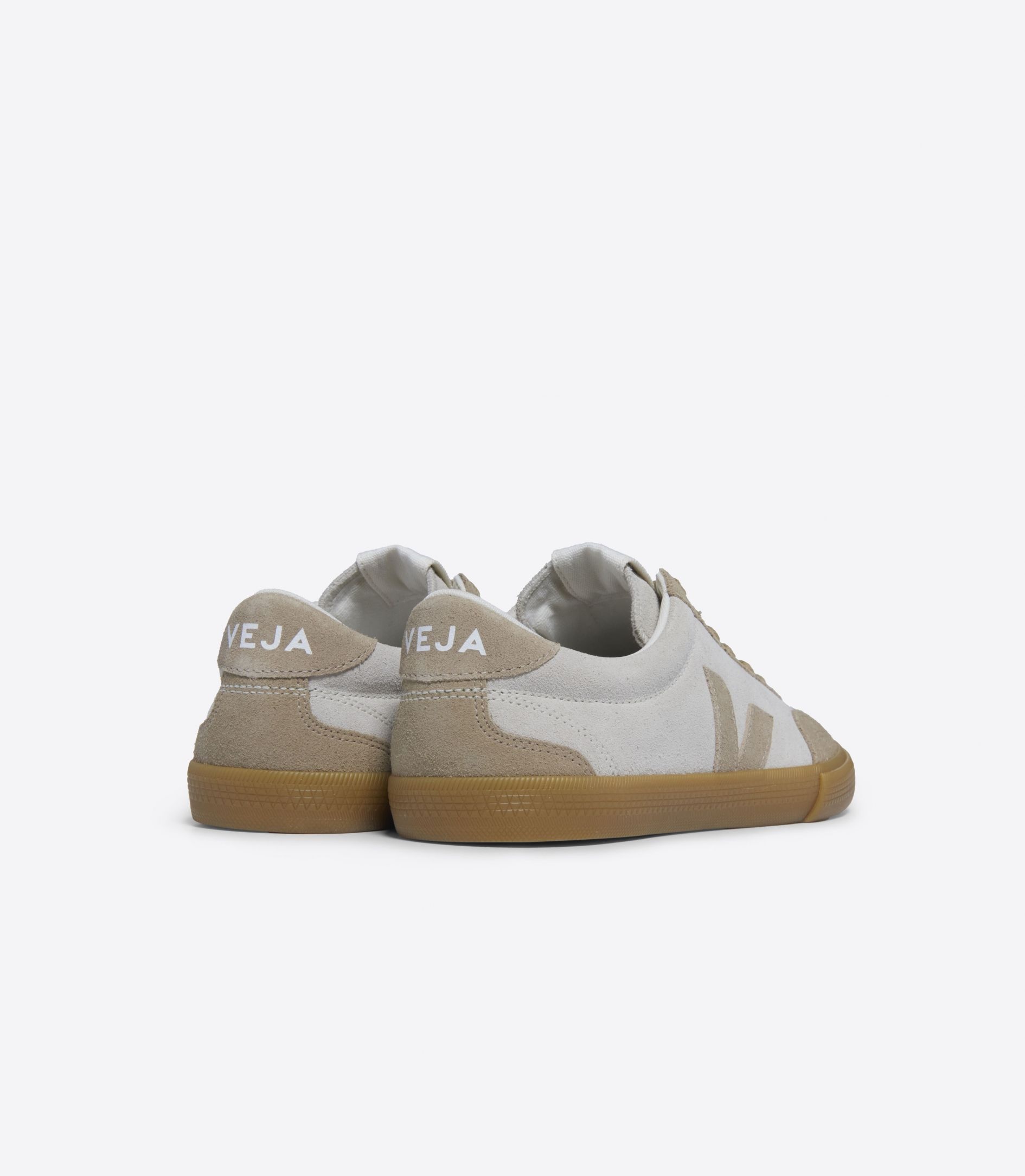 靴 Veja Volley Suede/Natural Sahara Veja Volley Natural/Sahara/Natural Curated at Jake and Jones