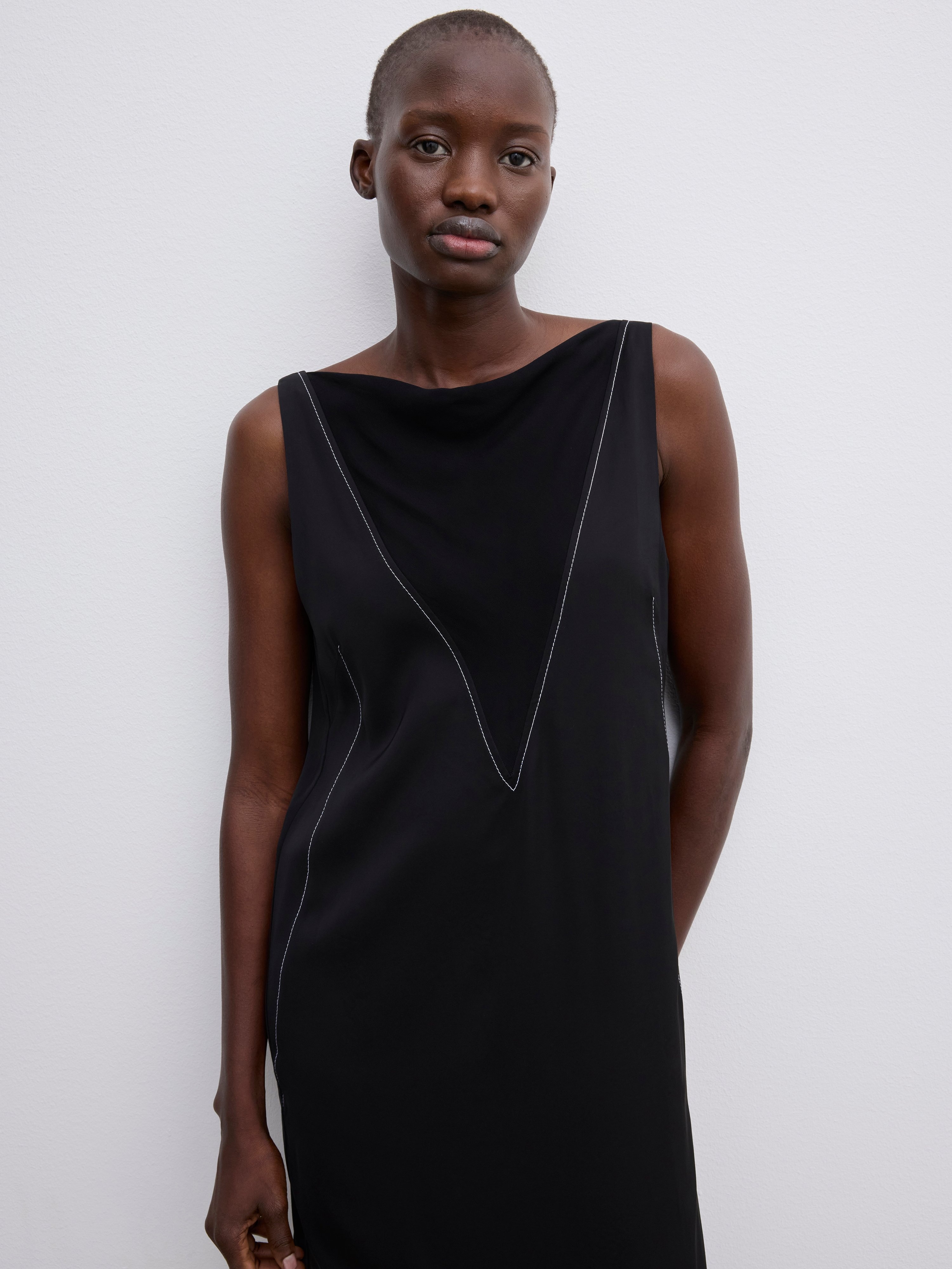 Sheer v-neck dress - 4