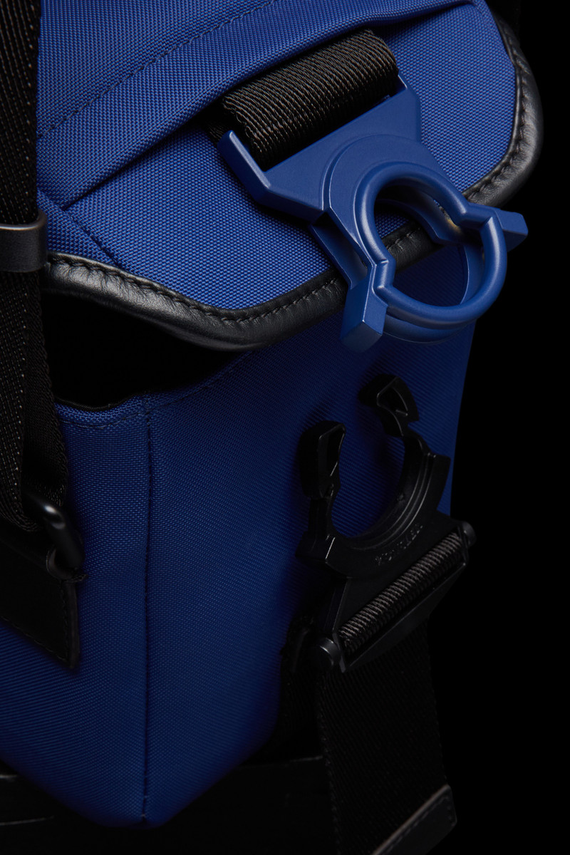 Spread Cross Body Bag 5