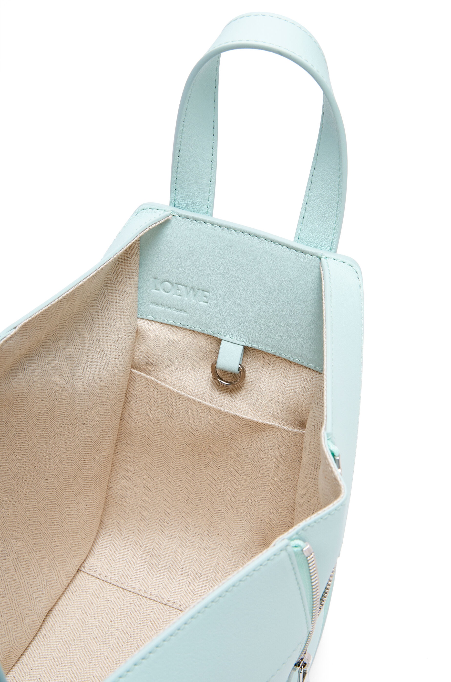 Compact Hammock bag in classic calfskin - 9