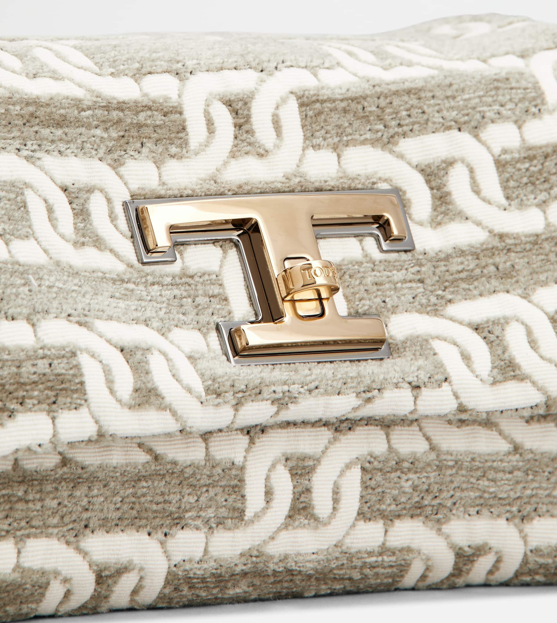 T TIMELESS FLAP BAG IN LEATHER MICRO - GREY, OFF WHITE - 8