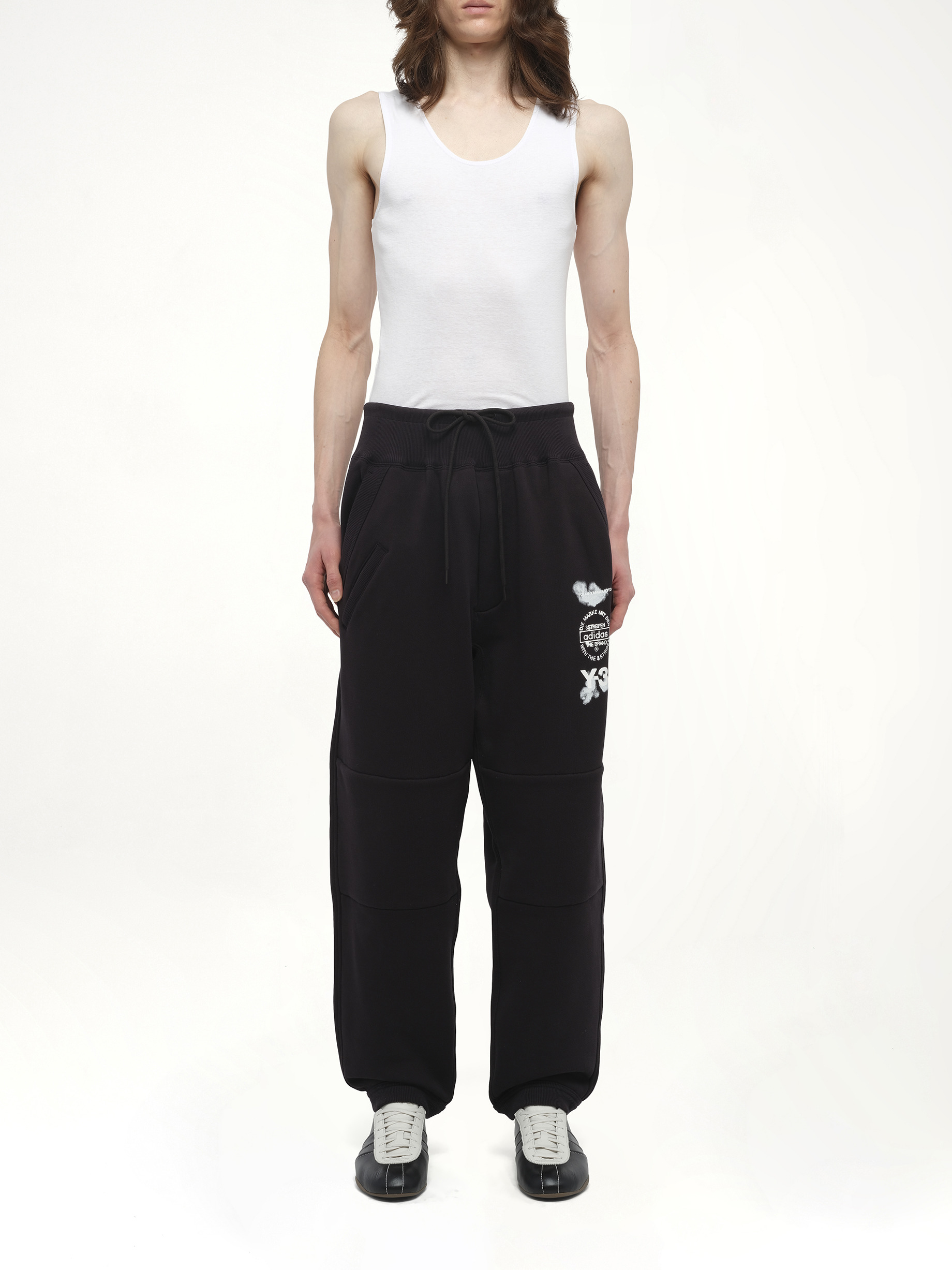 Cuffed Track Pant in Black - 7