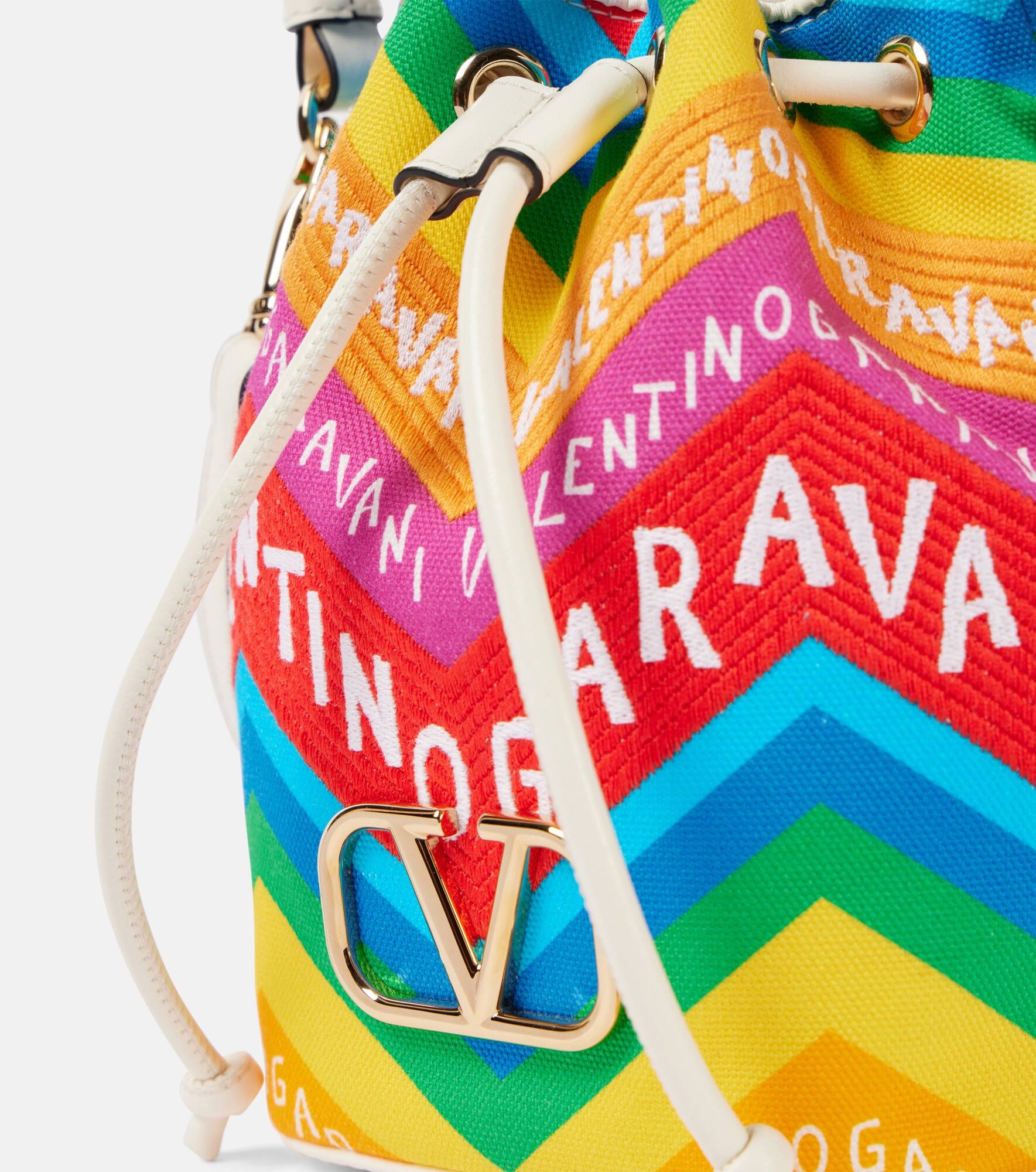 VLogo Mini canvas bucket bag - 6
