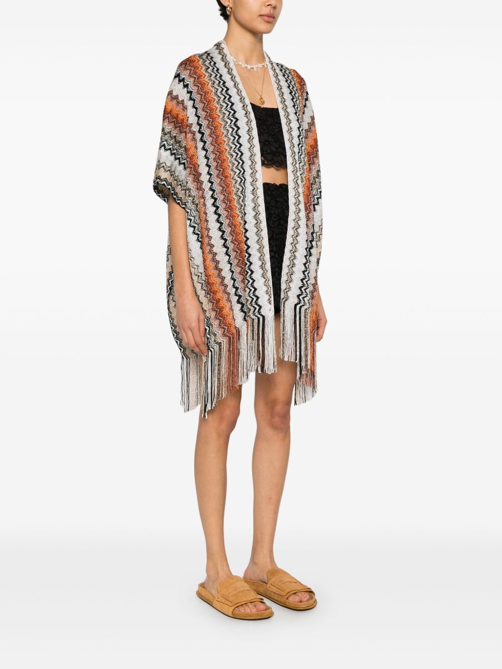 zigzag-pattern cape - 3