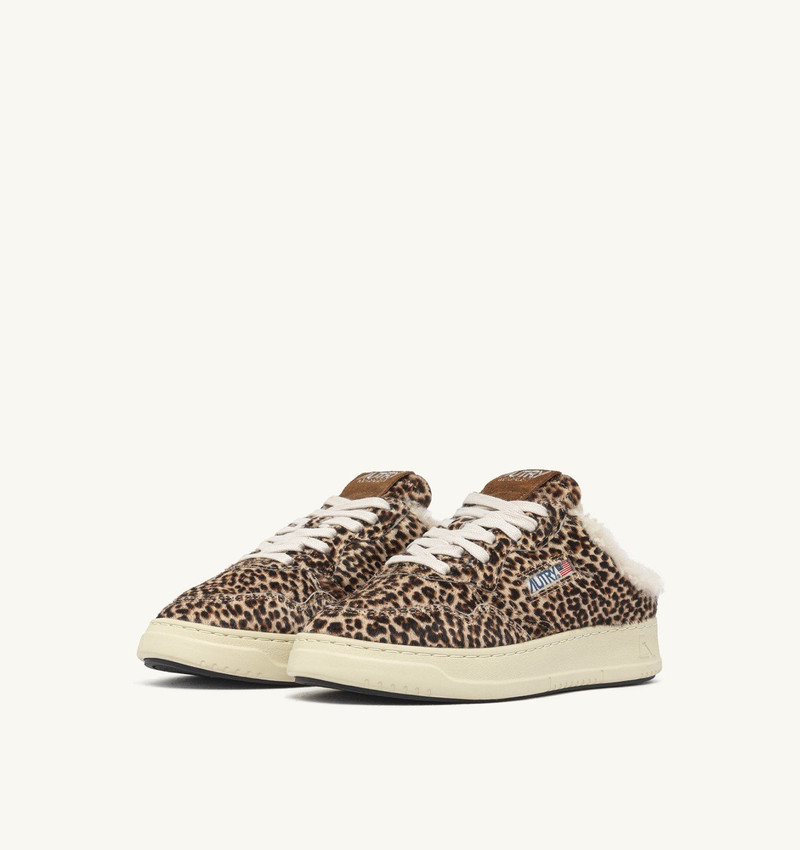 AUTRY MEDALIST MULE SNEAKERS IN LEOPARD PONY HAIR EFFECT AND SHEARLING outlook